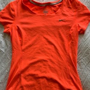 Drifit Nike top